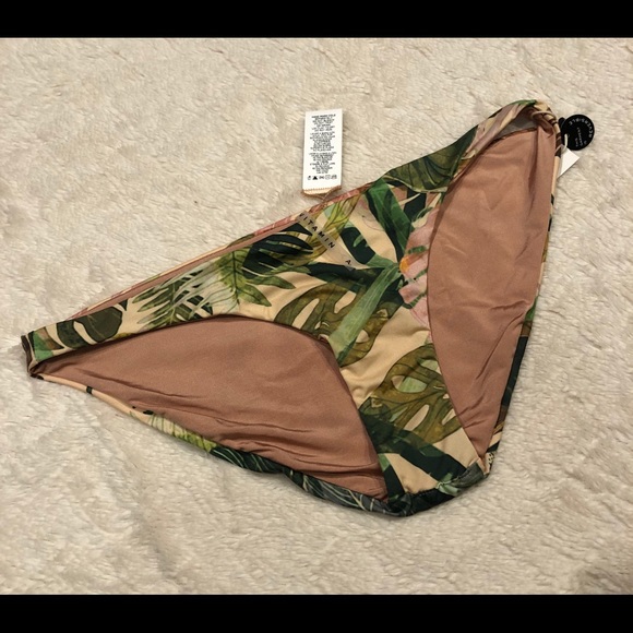 Vitamin A Luciana full coverage hipster bottom - Picture 5 of 7